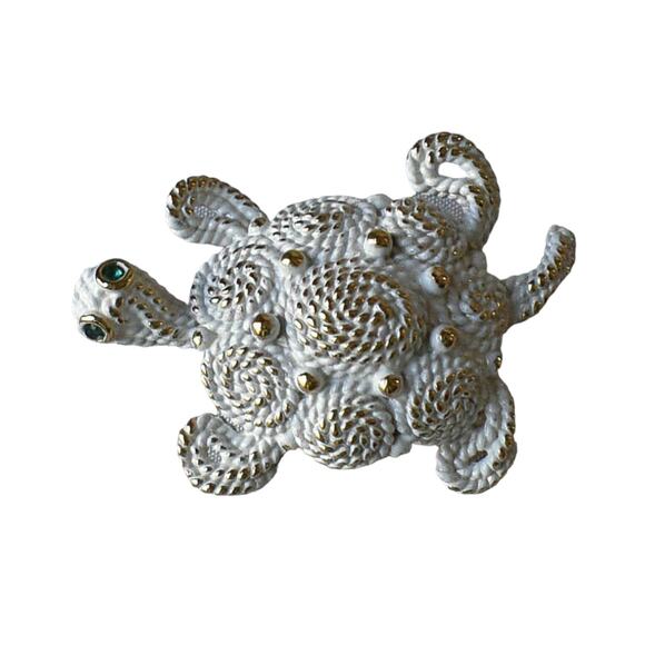 1970s Napier Rope Textured White Enamel Green Glass Turtle Tortoise Pin Brooch - Picture 3 of 5